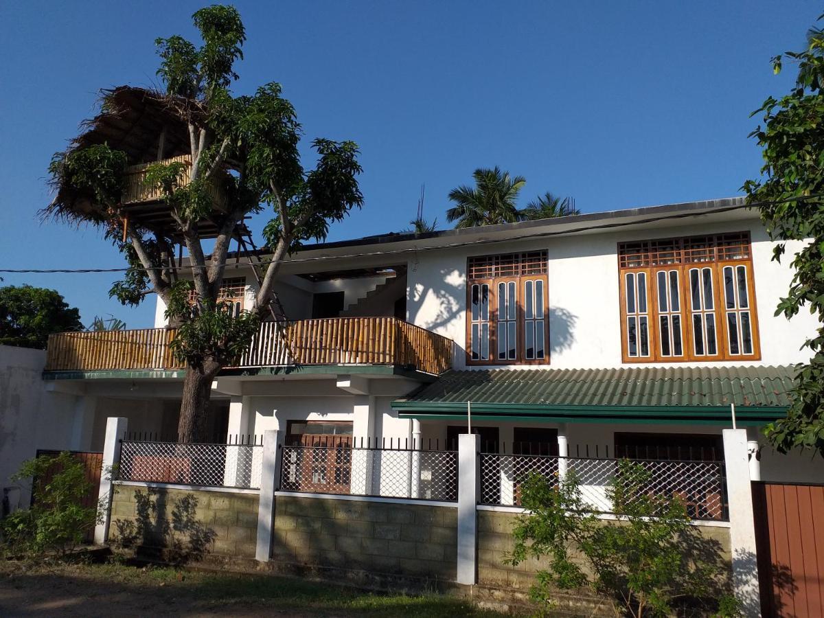 Mangohut Joy Apartment อนุราธปุระ ภายนอก รูปภาพ