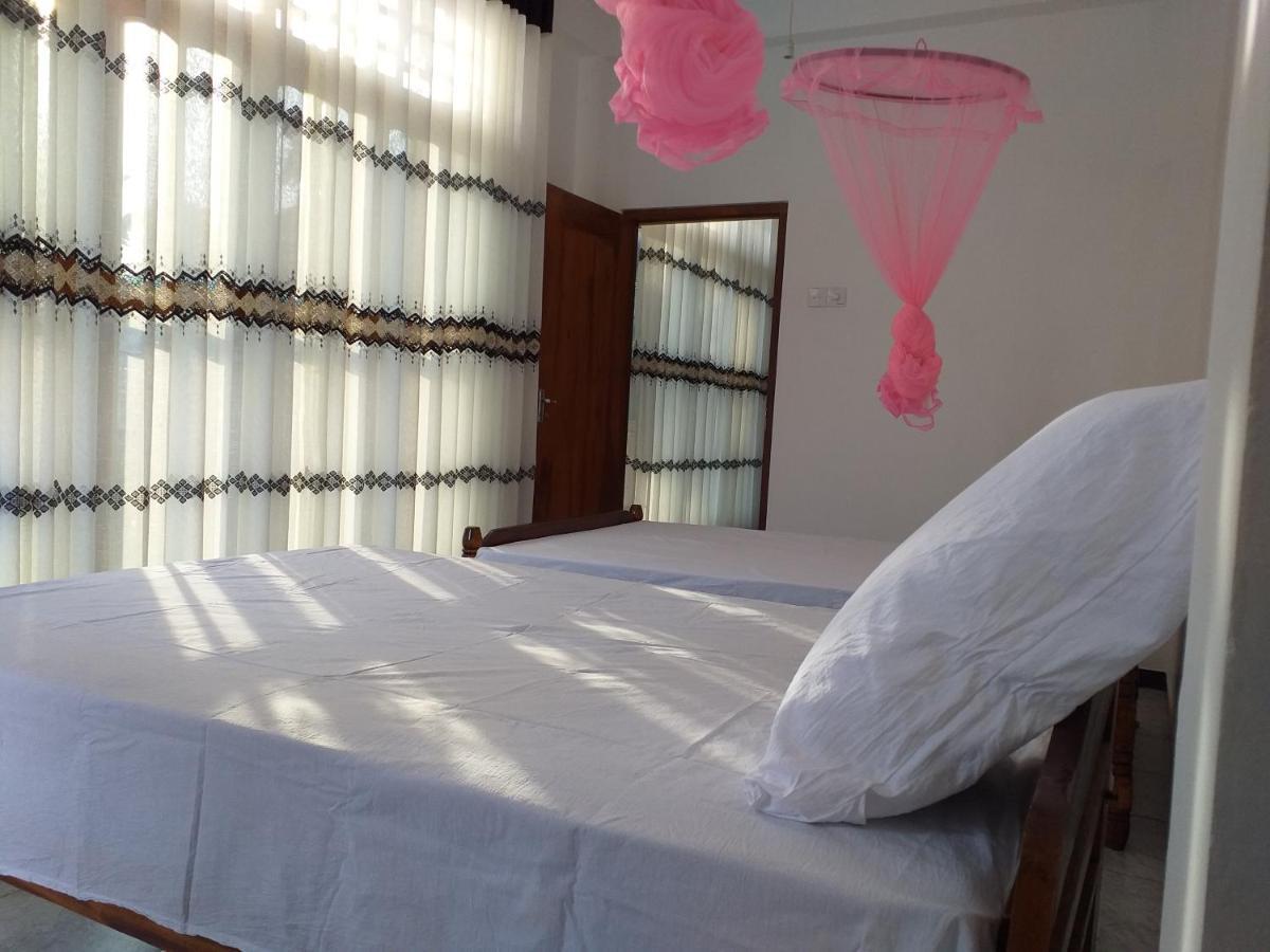 Mangohut Joy Apartment อนุราธปุระ ภายนอก รูปภาพ